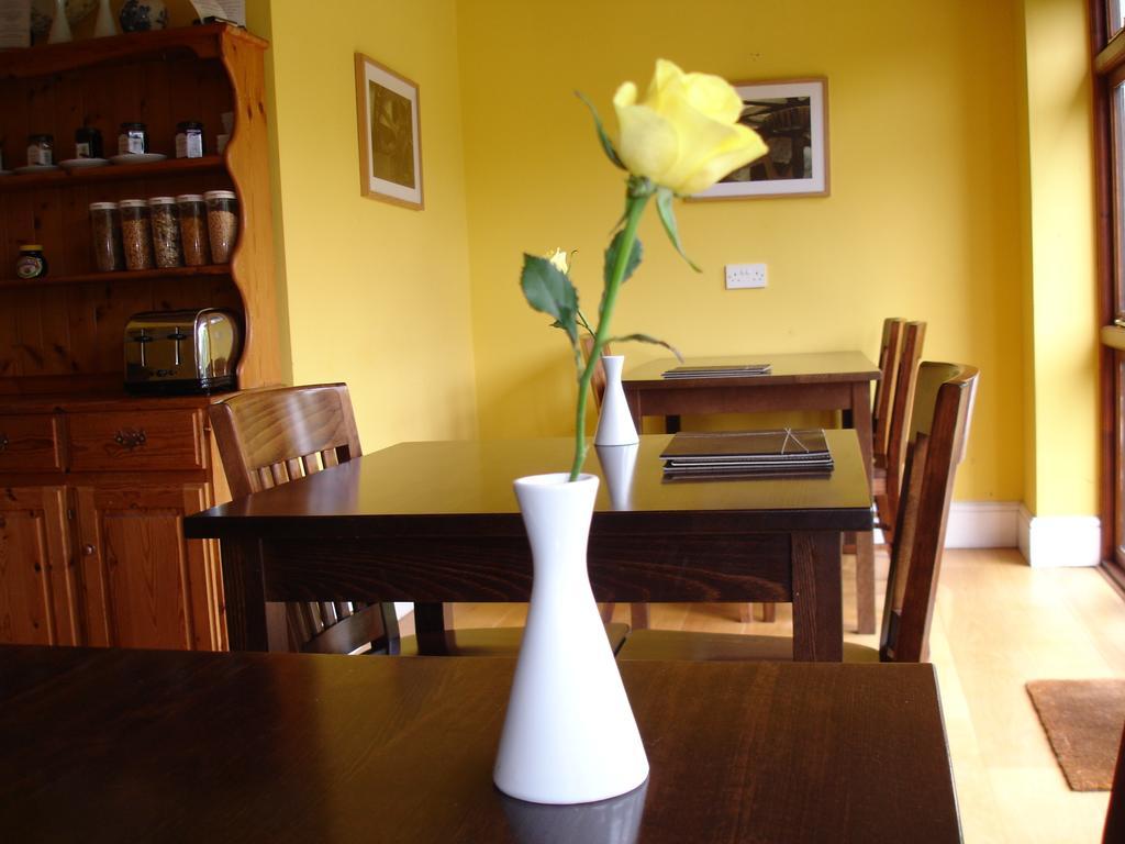 Burcott Mill Guesthouse Вэллс Экстерьер фото